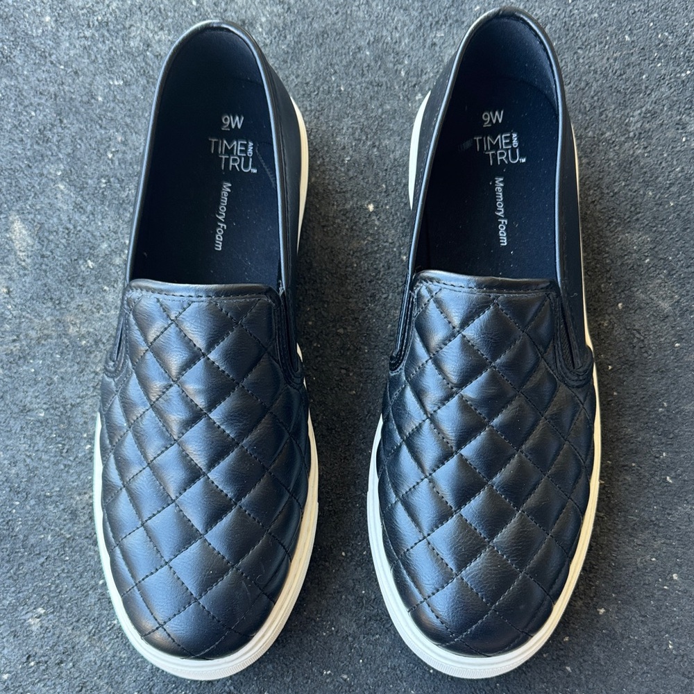 Time and Tru Black Quilted Slip-On Loafers